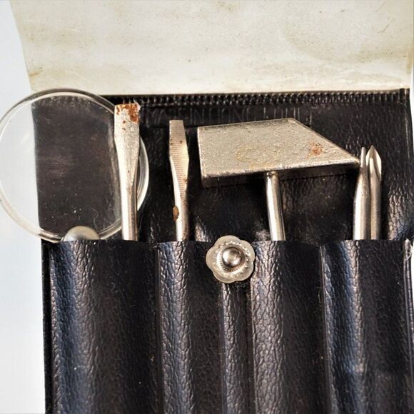 Vintage Mini Tool Kit Plastic Case Envelope Made In Hong Kong - Picture 5 of 6